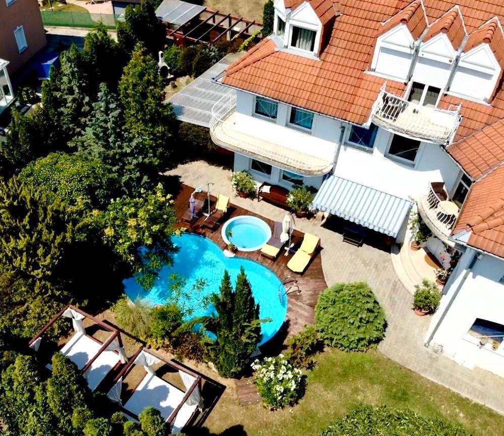 Szent Kristof Panzio Hotel Вонярквашеги Екстериор снимка